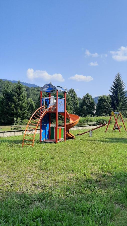 Kuca Za Odmor Forest Dream U Blizini Rijeke Kupe Plesce Exterior photo