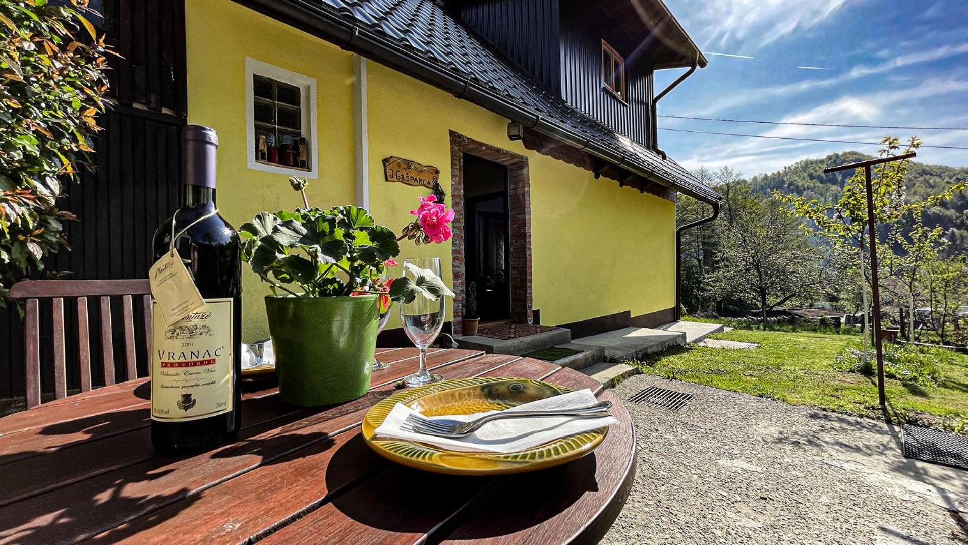 Kuca Za Odmor Forest Dream U Blizini Rijeke Kupe Plesce Exterior photo